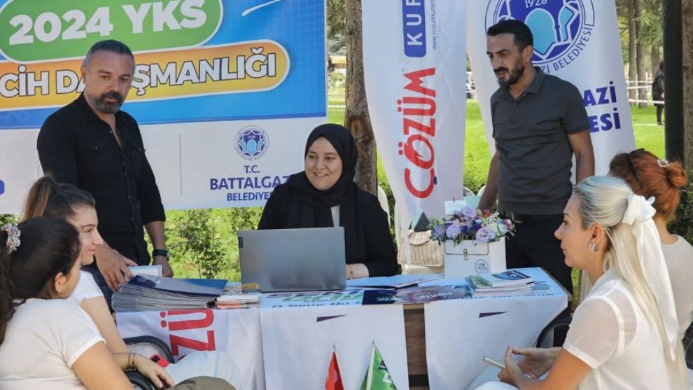 Battalgazi Belediyesi YKS Tercih Danışma ve Rehberlik Noktası Kurdu