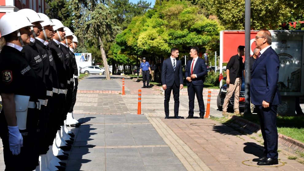 Göreve Başlayan Vali Yavuz İlk Mesajını Verdi