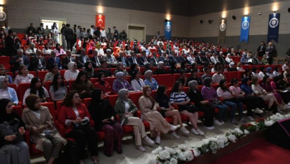 Deprem ve Ruh Sağlığı Çalıştayı'nda Önemli Tespitler Çıkartıldı 