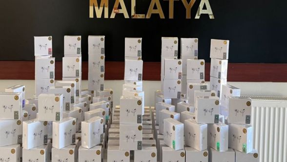 Malatya KOM Ekibi Kaçak Ürünleri Kargo Paketinde Buldu 