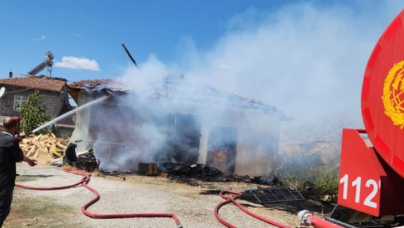 Metruk Bina Yangını Korkuttu 