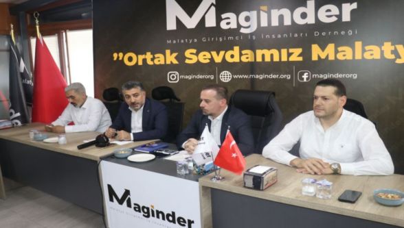 "Deprem Üzerinden Prim Yapmaya Çalışan Profesörlere Yakışmıyor"