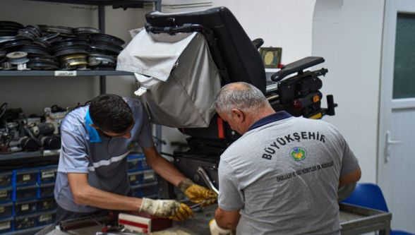 Engelli Araç Tamir ve Bakım Atölyesi Yüzleri Güldürüyor 