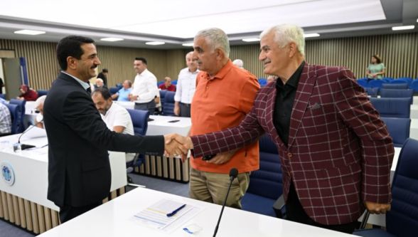 Malatya Çarşısındaki Konteynerler Boşaltılıyor