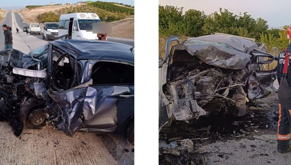 Kafa kafaya çarpıştılar: 3 ölü, 4 Yaralı 