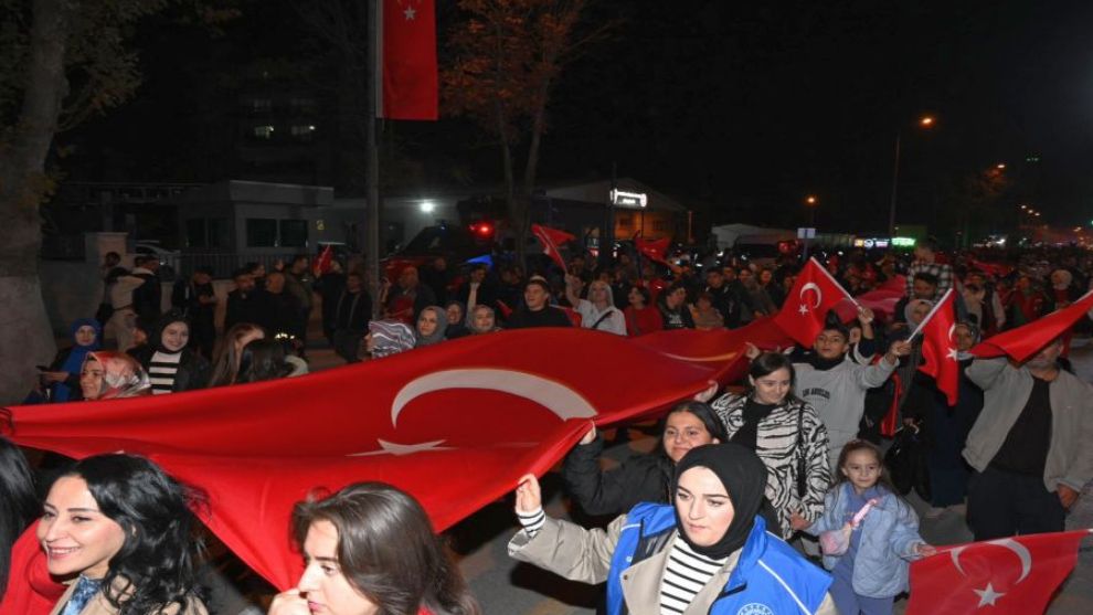 Malatya'da Fener Alayı ve Bayrak Yürüyüşü