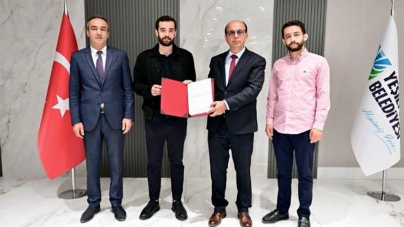 Adıyaman Eski Milletvekili Malatya'ya Taziye Evi Yaptırıyor