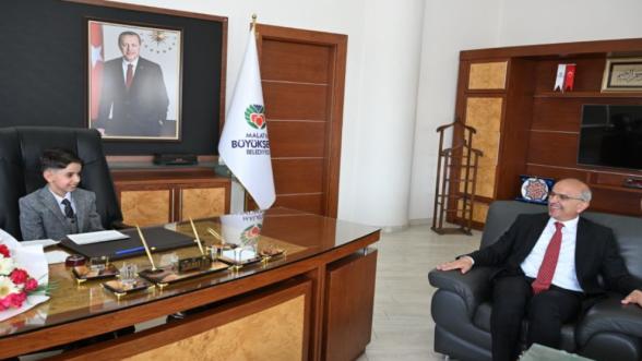 Başkandan, Daire Başkanına 23 Nisan Talimatı