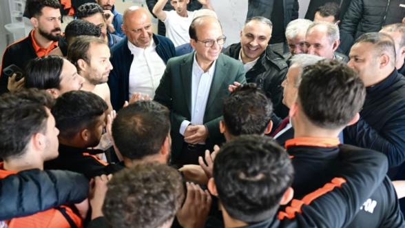 Kahta'da fırtına! Yeşilyurt liderliğe kilitlendi