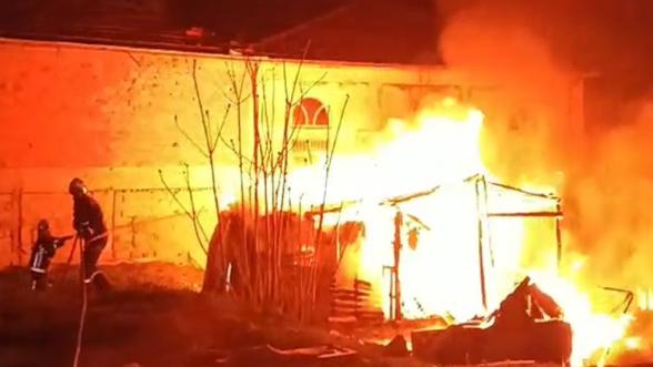 Malatya'da Baraka Alevlere Teslim Oldu