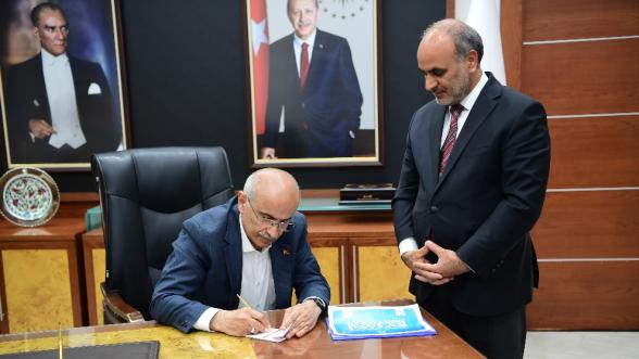 Başkan Er'den Kurban Bağışı: “Birlik ve Bereket İçin”