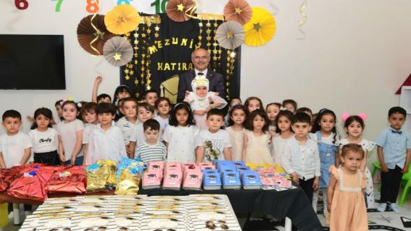 Başkan Sami Er'den Öğrencilere Karne Sürprizi