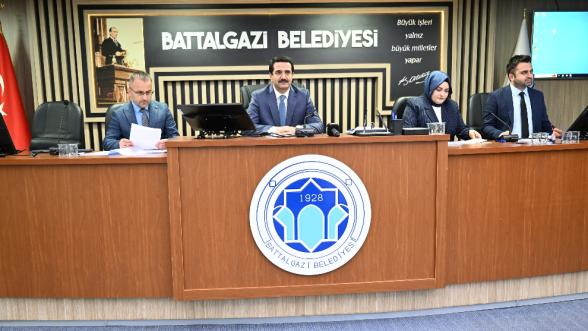 Battalgazi'ye Yeni Spor Tesisleri, Taziye Evleri ve Araçlar Geliyor