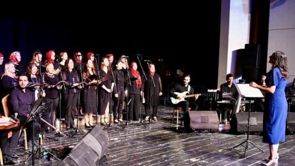 Yeşilyurt Kadın Korosu İlk Kez Sahneye Çıktı, Malatya Mest Oldu
