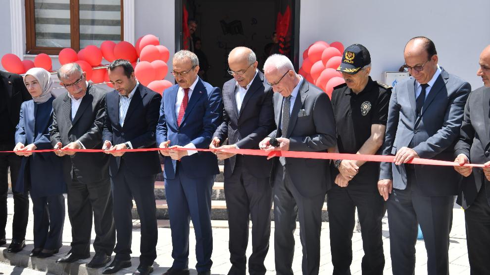 Ilıcak Ailesinden Yeni Bir Eser