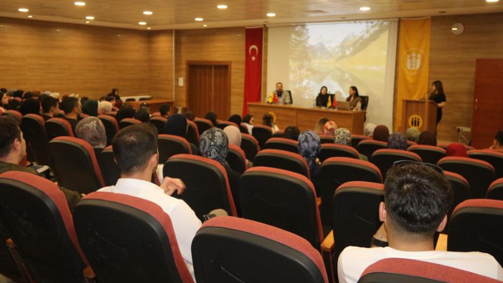 Otizm Gerçeği Malatya'da Masaya Yatırıldı!