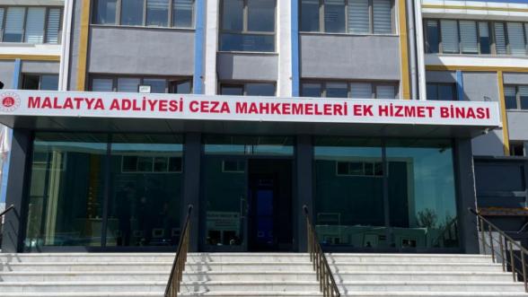 Depremde 27 Kişinin Öldüğü Binanın Bilirkişi Raporu Bekleniyor