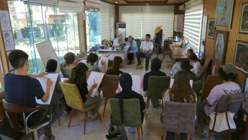 Battalgazi'de gençler sanatla üniversiteye hazırlanıyor