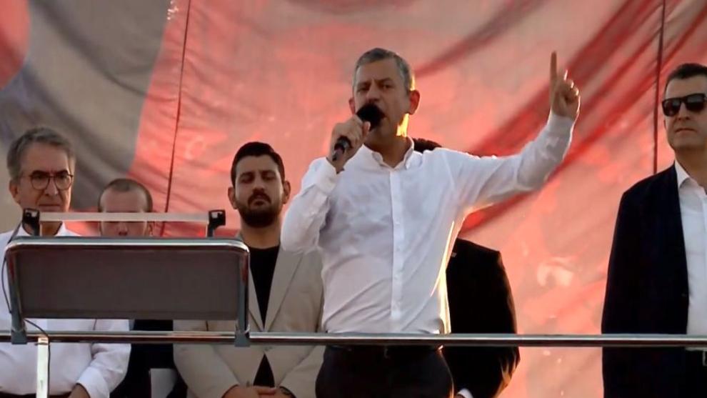 "Malatya gibi bir şehirde 75 bin kişi konteynerde kalıyor"
