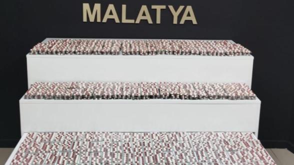Malatya'da 8 Bin Uyuşturucu Hap Ele Geçirildi, 2 Gözaltı 