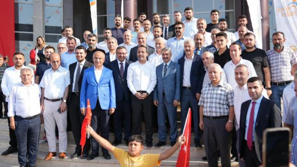 "Türkiye artık sancılı, acılı, gözyaşlarıyla dolu bir dönemi geride bırakıyor"
