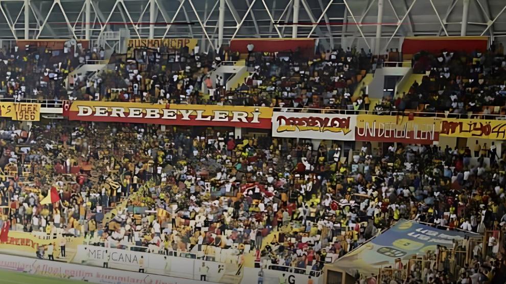 Malatya Stadyum Tribününe Şehit Kalecinin Adı Verildi, Forması Emekli Oldu!