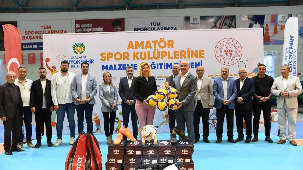 Malatya'da Amatörler Sevinçte: 10 Milyonluk Malzeme Dağıtıldı, Ulaşım Desteği Yolda!