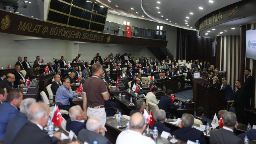 Malatya'da Muhtar Muhtarlara Öyle Bir Tepki Gösterdi ki!..