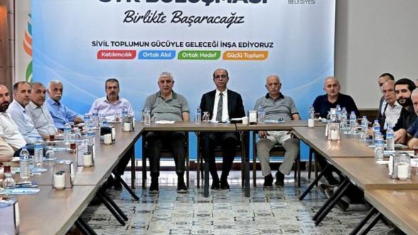 Ancak el ele vererek başarabiliriz