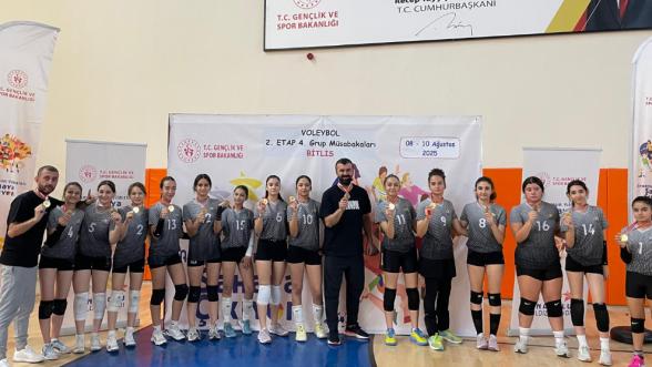 Malatya Gençlik Spor Kadın Voleybol Takımı Türkiye Finalleri'nde
