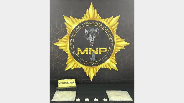 Malatya'da narkotik takip etti, evi bastı