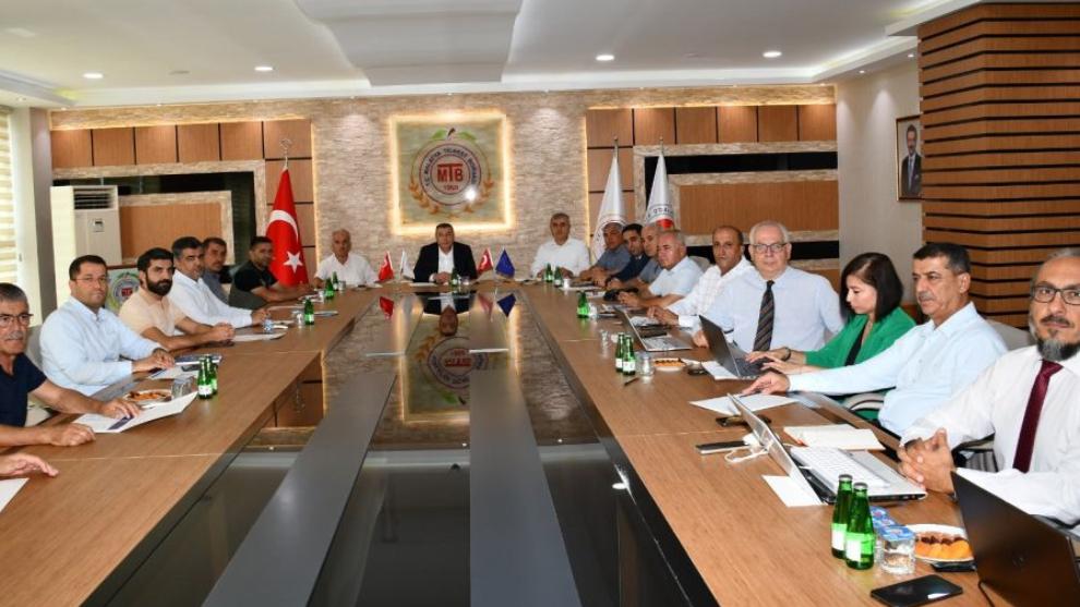 Kuru Kayısı Lisanslı Deposu ve Borsası Projesi Masaya Yatırıldı