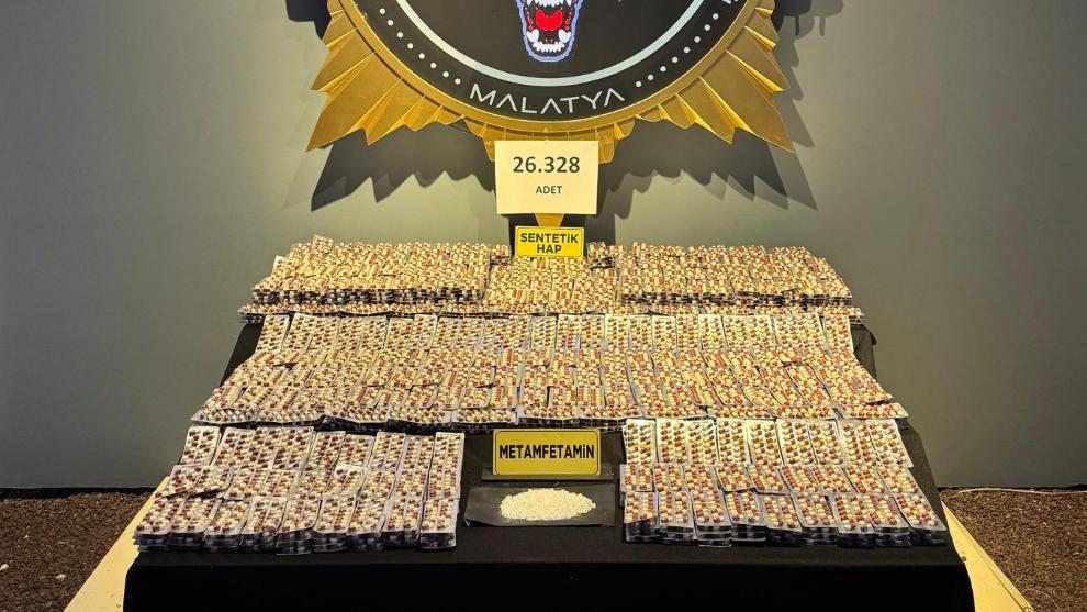Malatya'da mahallelere uyuşturucu hap baskını
