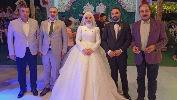 Küçer ve Pişkin ailelerinin düğününe yoğun katılım