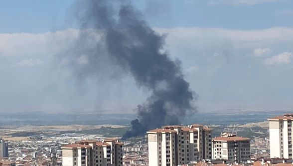 Malatya'daki yangın birçok noktada görüldü