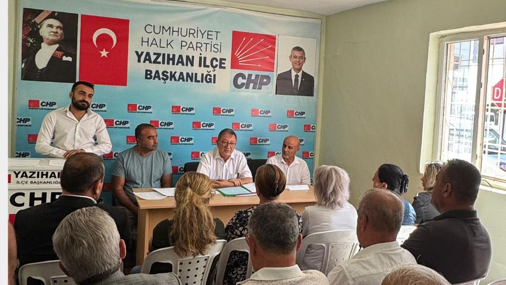 CHP Karıştı... Belediye Başkanı Kongreyi Terk Etti