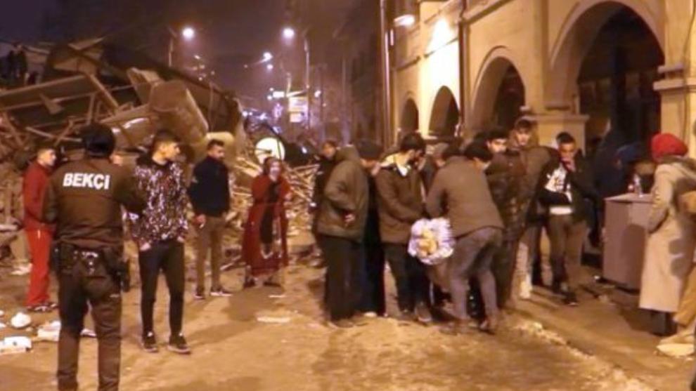 Depremde aile içi dayanışma toplumsal iyileşmede kritik rol oynuyor