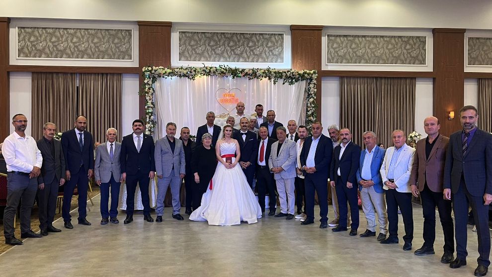 Karaca Ailesinin Mutlu Günü