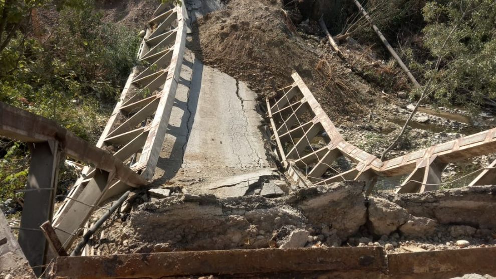 Sulansuyu Barajı'nda Yıkılan Köprü Yapılıyor