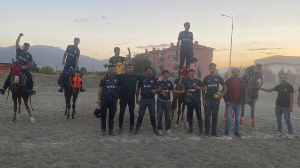 Atlı Cirit'te Çifte Zafer: Malatya Temsilcisi Adını Bir Üst Tura Yazdırdı