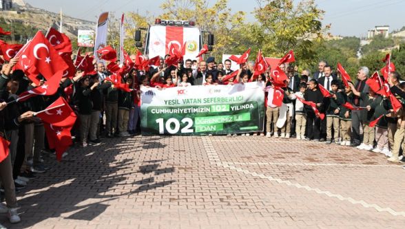 Malatya'da Cumhuriyetin 102. Yılına 102 Fidan Dikildi