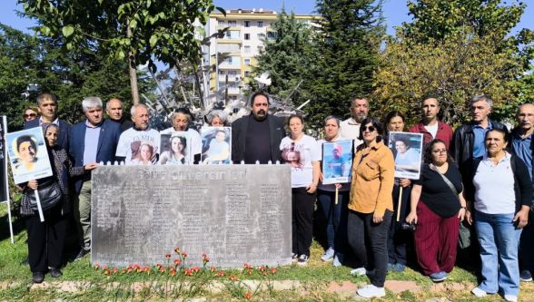 "O gün katliamı gerçekleştiren İŞİD Militanlarının da peşini bırakmayacağız"