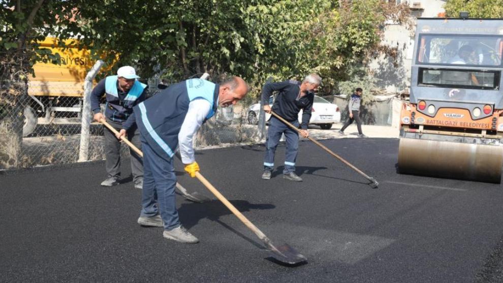 Battalgazi Ekipleri Kışa Hazırlanıyor: Yollar Yenileniyor