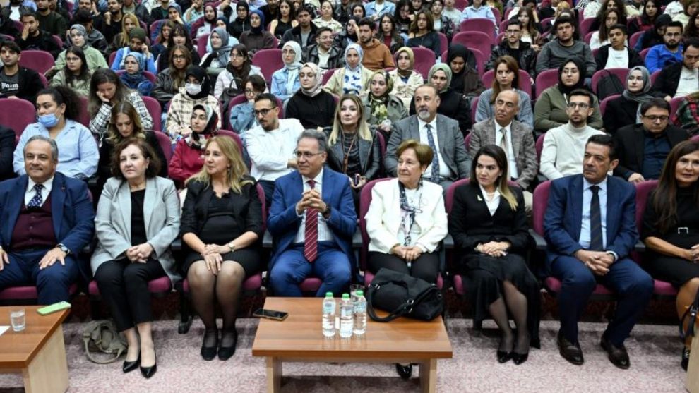 İnönü Üniversitesi Eczacılık Fakültesi 6 Yıl Tam Akreditasyon Aldı