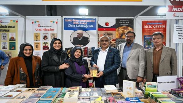 340 Yazar Malatya İle, 250 Bin Malatyalı Kitapla Buluştu 
