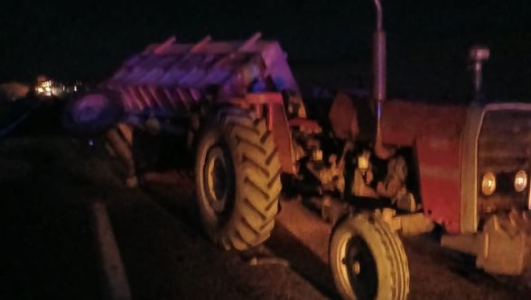 Arapgir Yolu Kanlı: Traktör ve Otomobil Çarpıştı, Durumu Ağır Yaralılar Var