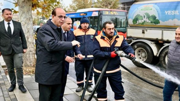 Başkan Geçit Sahadan Ayrılmıyor