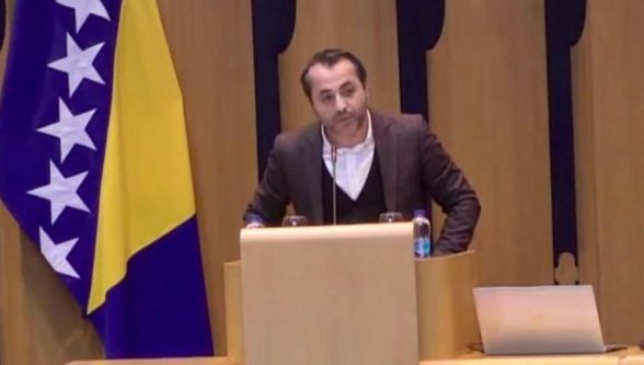 Bosna Hersek Parlamentosu Kürsüsünde Malatya Milletvekili