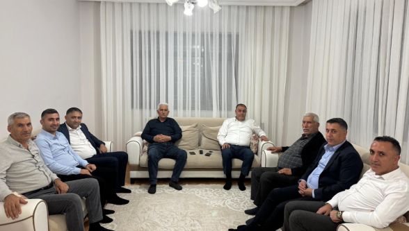 “Komşuluk Hukuku Yeniden Canlanıyor”: MHP'den İlçe İlçe Ziyaret