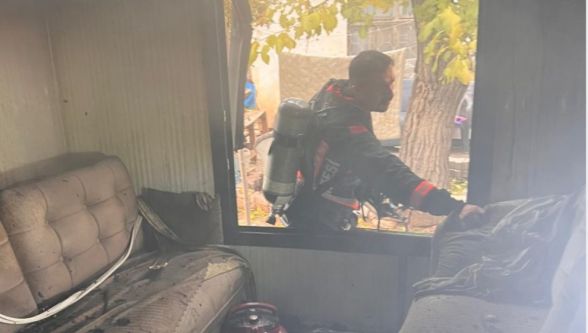 Malatya'da Depremzede Konteyneri Yangında Kül Oldu!